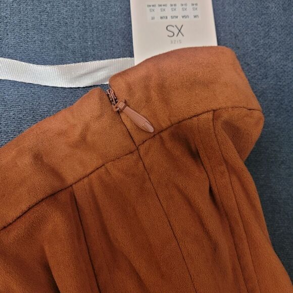 House of CB NWT Sazan Suede Like Soft Bodycon Pants Size XS - Picture 3 of 10